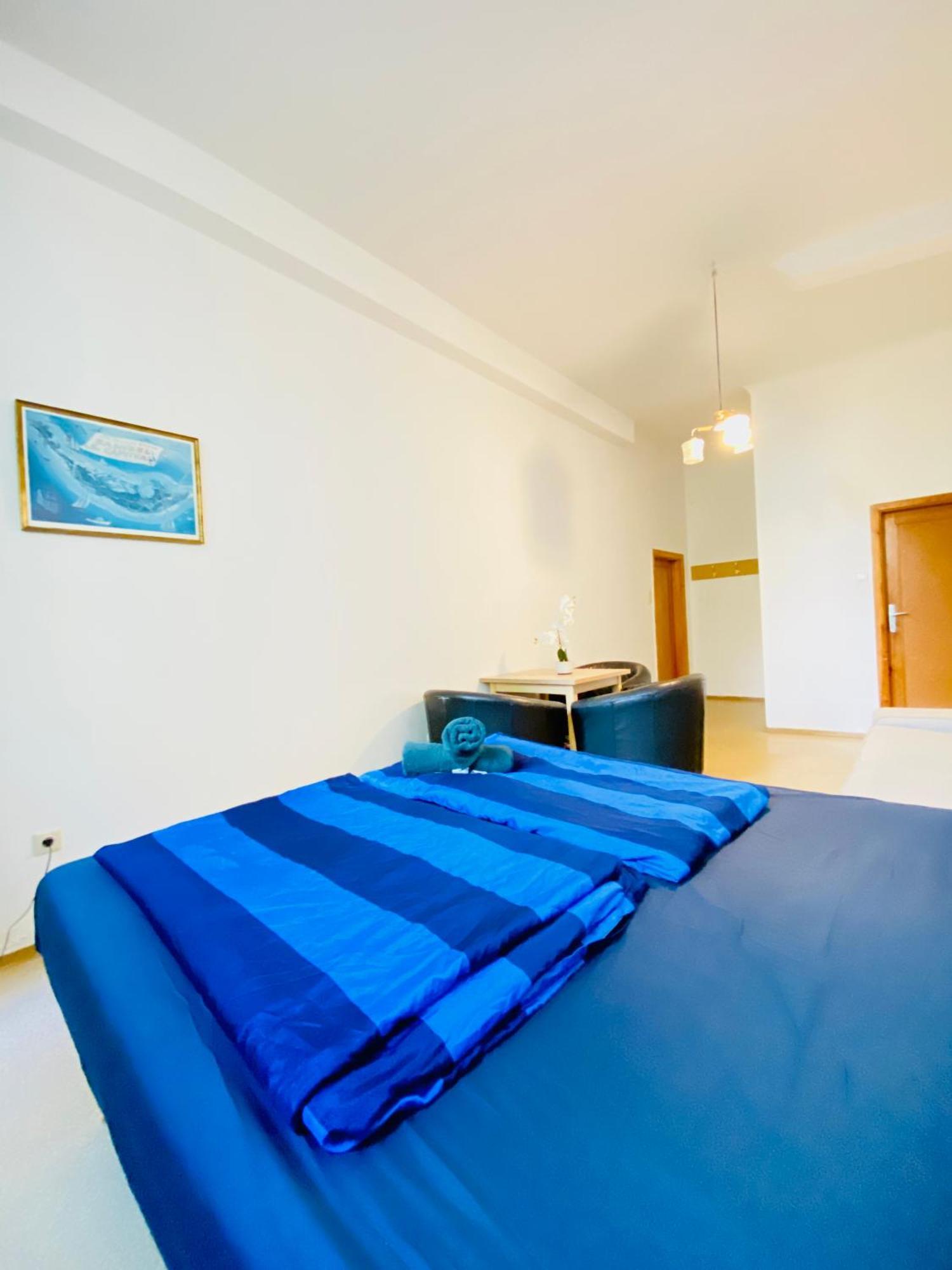 Affordable Central Rooms, 10-Min To Lugner City ウィーン エクステリア 写真