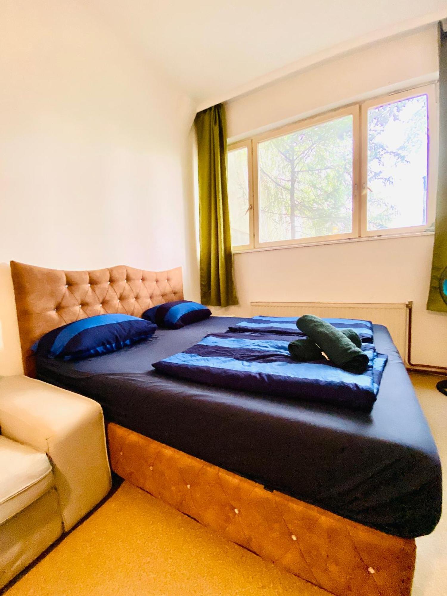 Affordable Central Rooms, 10-Min To Lugner City ウィーン エクステリア 写真